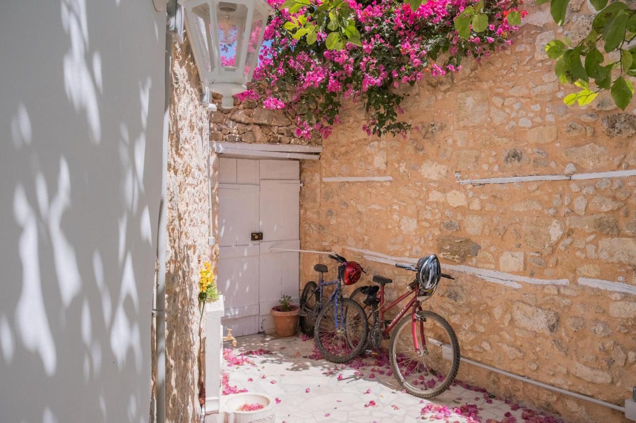 The Venetian Walls 'Central House With Private Courtyard - Charmy & Cheap' Ираклион Экстерьер фото