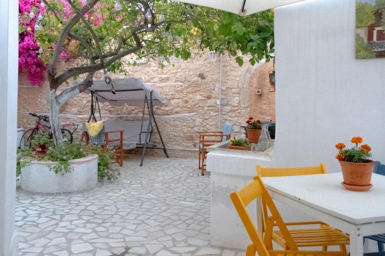 The Venetian Walls 'Central House With Private Courtyard - Charmy & Cheap' Ираклион Экстерьер фото