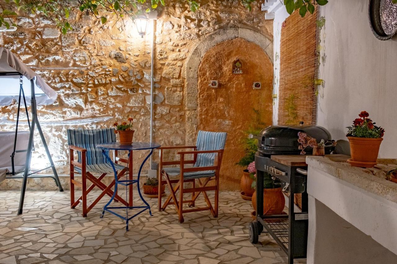 The Venetian Walls 'Central House With Private Courtyard - Charmy & Cheap' Ираклион Экстерьер фото